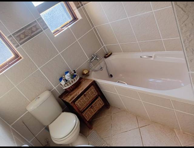 4 BEDROOM HOUSE FOR SALE IN MTUNZINI